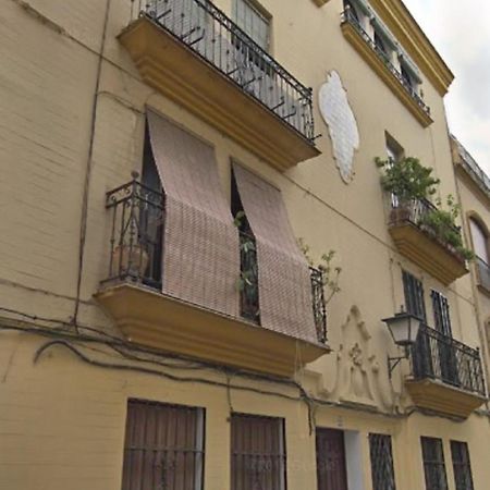 B Reform Netflix Parking Segun Disponibilidad Lejlighed Sevilla Eksteriør billede